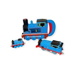 Lot of 3 Thomas the Train toys. In great condition.